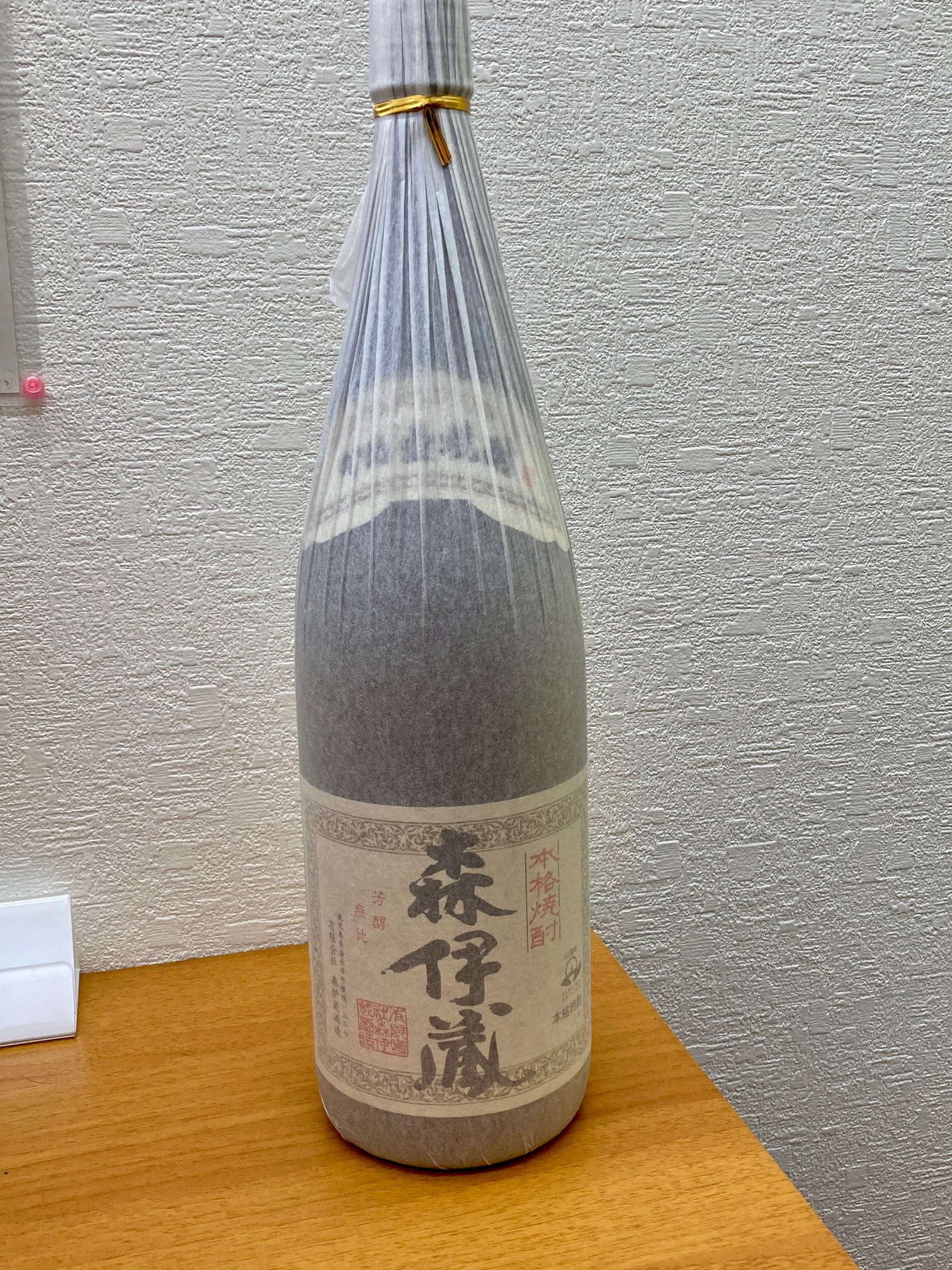 森伊蔵 1800ml （一升瓶） 2024年3月 高島屋購入品 箱付 - 焼酎